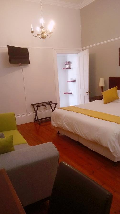 The Vic Hotel พอร์ตเอลิซาเบธ ภายนอก รูปภาพ