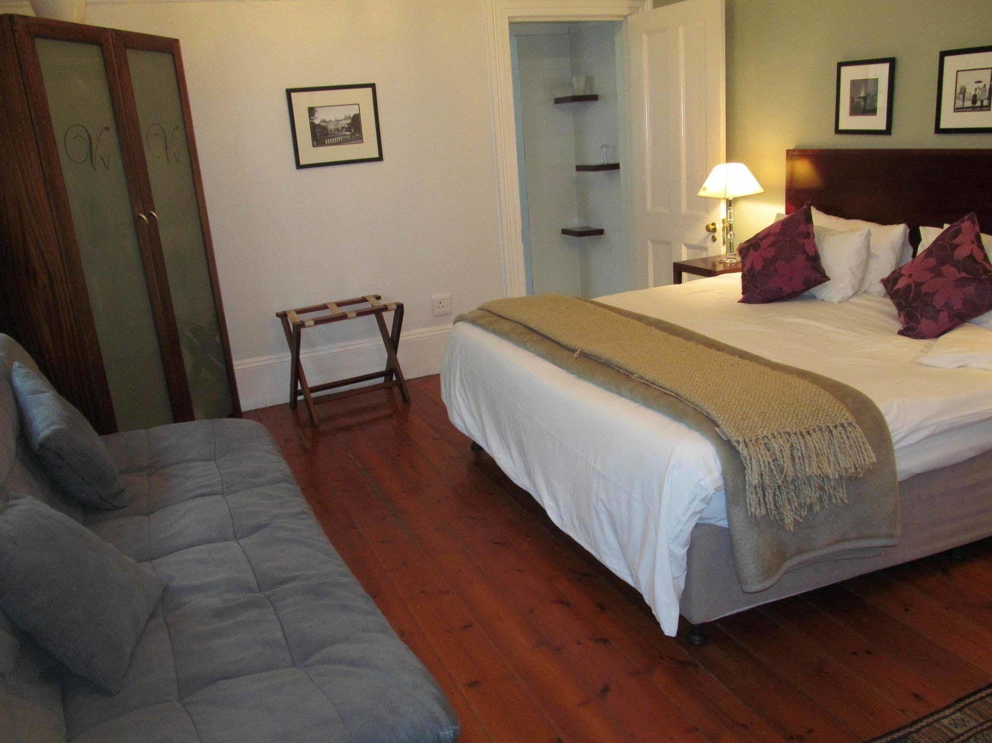The Vic Hotel พอร์ตเอลิซาเบธ ภายนอก รูปภาพ