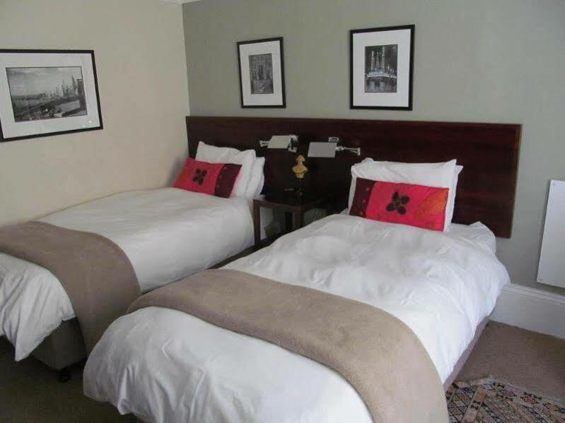 The Vic Hotel พอร์ตเอลิซาเบธ ภายนอก รูปภาพ